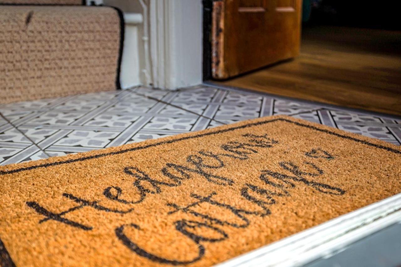 Stylish Romantic Country Escape Near Chester Christleton エクステリア 写真