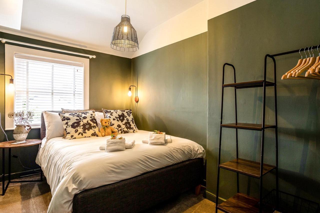 Stylish Romantic Country Escape Near Chester Christleton エクステリア 写真