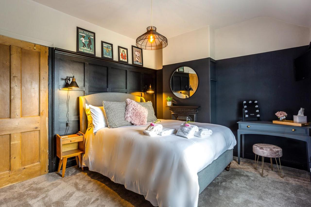 Stylish Romantic Country Escape Near Chester Christleton エクステリア 写真